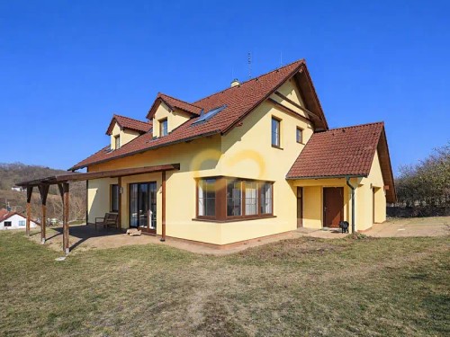 Prodej domu 239 m², pozemek 1300 m²