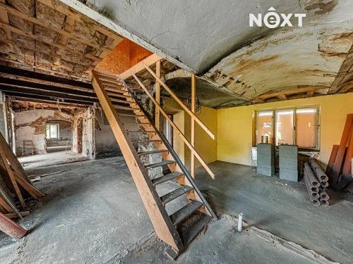Prodej domu 330 m², pozemek 3898 m²
