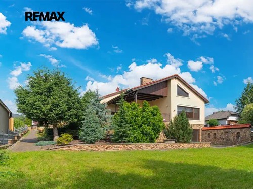 Prodej domu 570 m², pozemek 1464 m²
