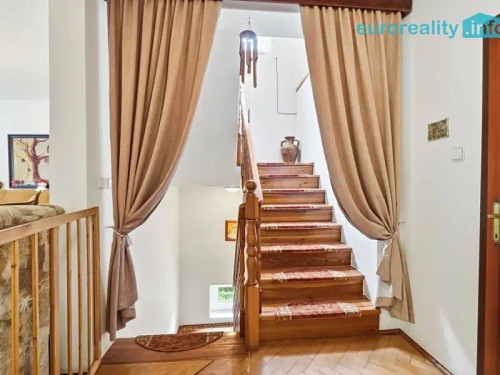 Prodej domu 190 m², pozemek 636 m²