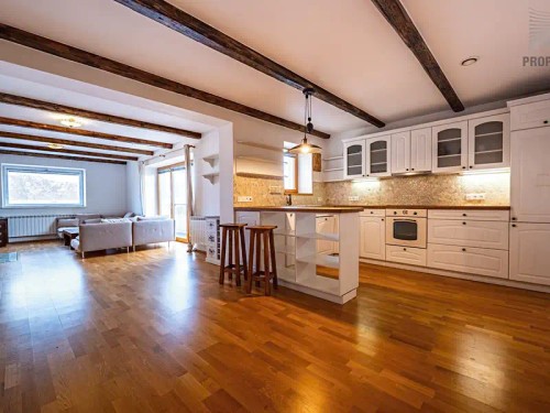 Prodej bytu 5+kk 158 m²