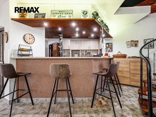 Prodej chalupy 392 m², pozemek 934 m²