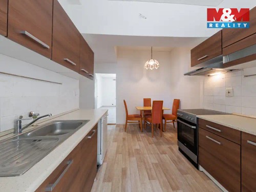 Prodej bytu 2+1 77 m²