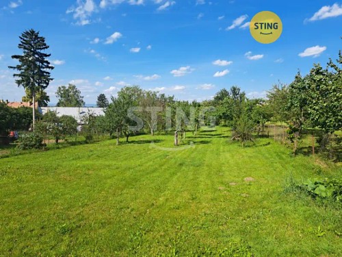 Prodej stavebního pozemku 1185 m²