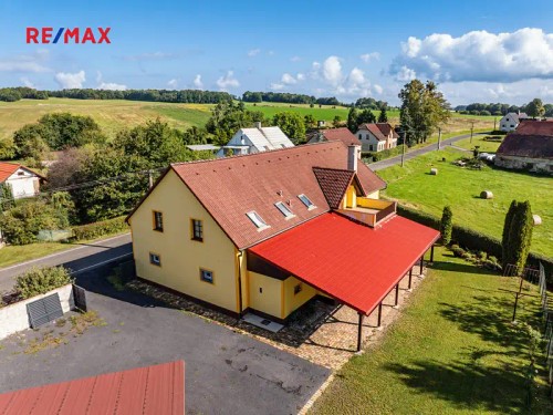 Prodej domu 361 m², pozemek 1335 m²