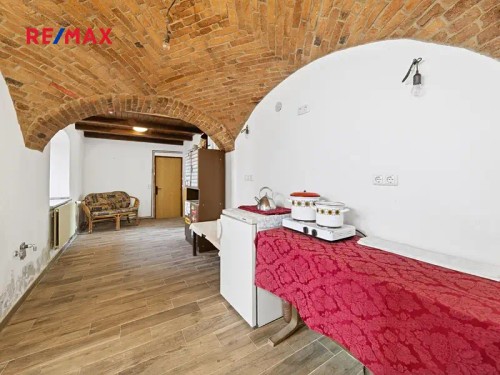 Prodej zemědělské usedlosti 253 m², pozemek 2239 m²