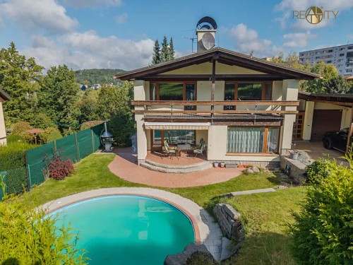 Prodej domu 331 m², pozemek 1512 m²