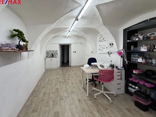 Prodej domu 400 m², pozemek 830 m²