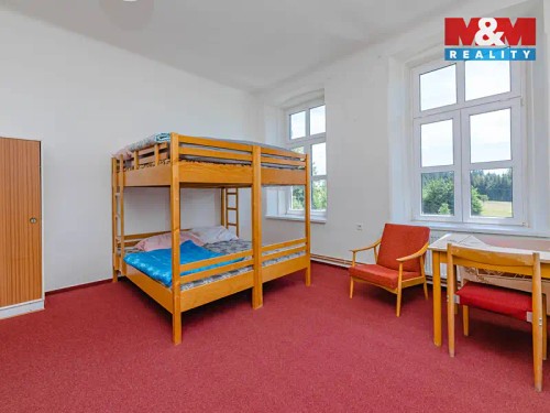 Prodej chalupy 386 m², pozemek 1335 m²