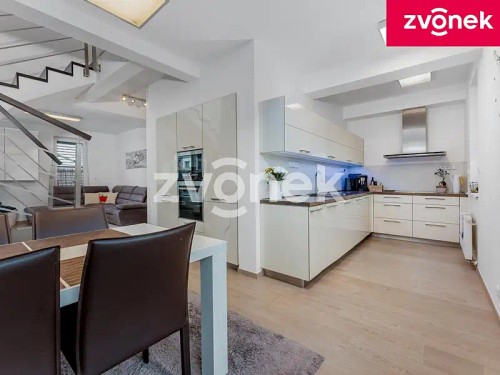 Prodej bytu 3+kk 100 m²