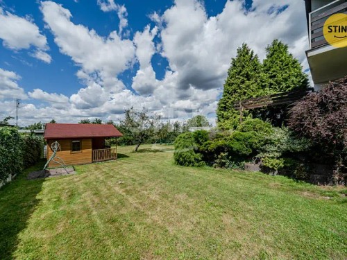 Prodej vily 300 m², pozemek 1197 m²
