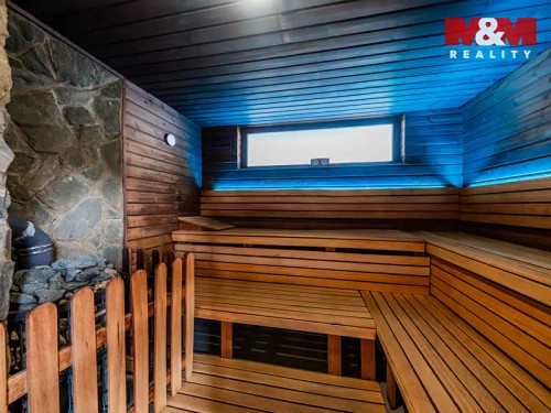 Prodej domu 533 m², pozemek 1952 m²