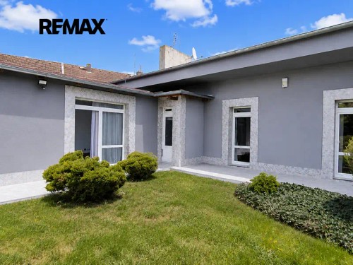 Prodej domu 524 m², pozemek 1519 m²