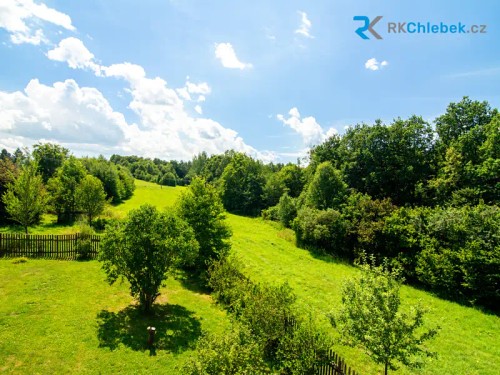 Prodaný dům 198 m², pozemek 11837 m²
