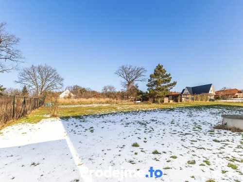 Prodej stavebního pozemku 1232 m²