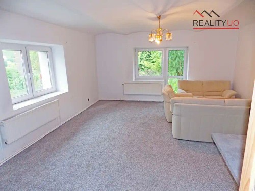 Prodej domu 190 m², pozemek 1970 m²