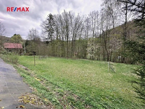 Prodej stavebního pozemku 1512 m²