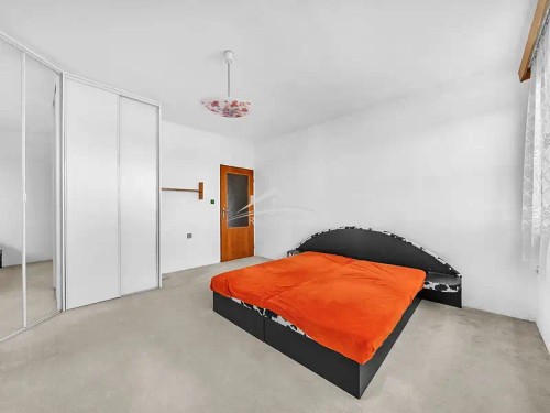 Prodej domu 260 m², pozemek 170 m²