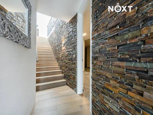 Prodej vily 299 m², pozemek 1366 m²