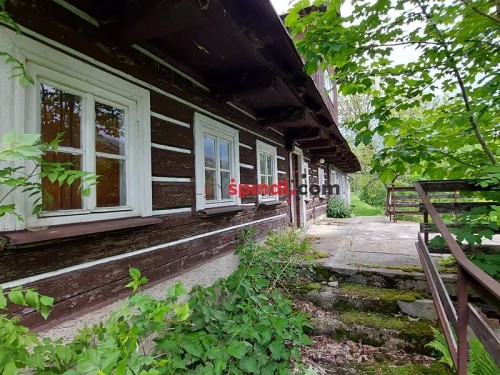 Prodej chalupy 303 m², pozemek 303 m²