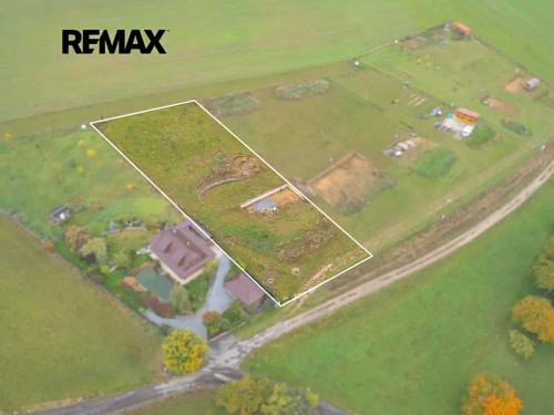 Prodej stavebního pozemku 3002 m²