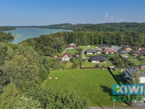 Prodej stavebního pozemku 1000 m²