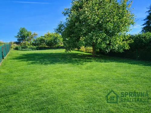 Prodej stavebního pozemku 1821 m²