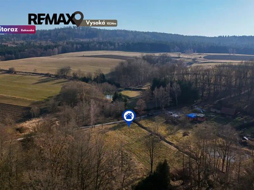 Prodej stavebního pozemku 2782 m²