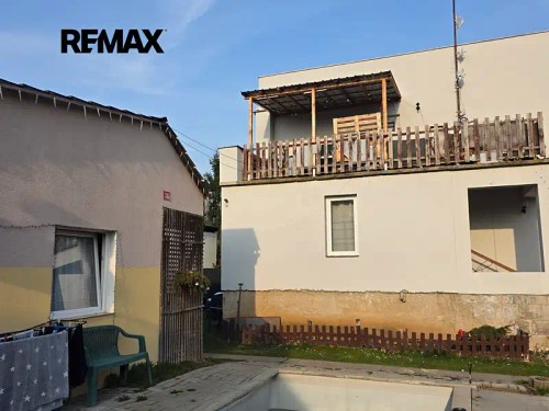 Prodej domu 343 m², pozemek 800 m²
