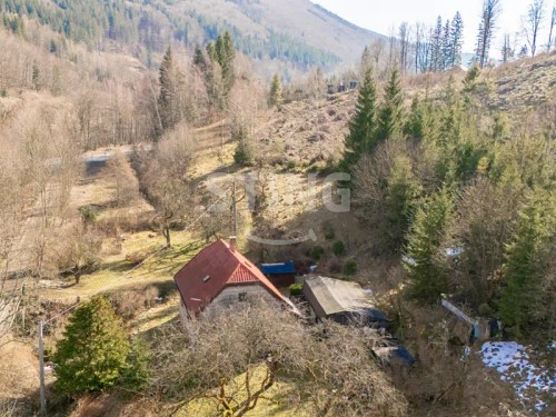 Prodej domu 200 m², pozemek 10918 m²