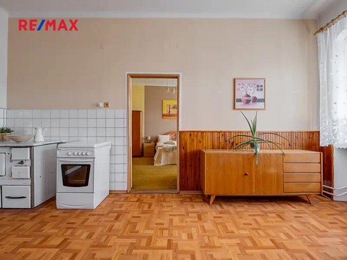 Prodej domu 200 m², pozemek 1223 m²