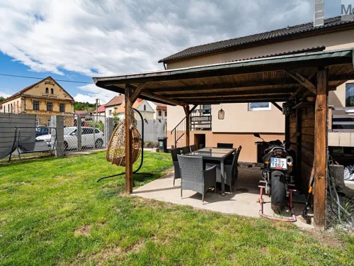 Prodej domu 195 m², pozemek 699 m²