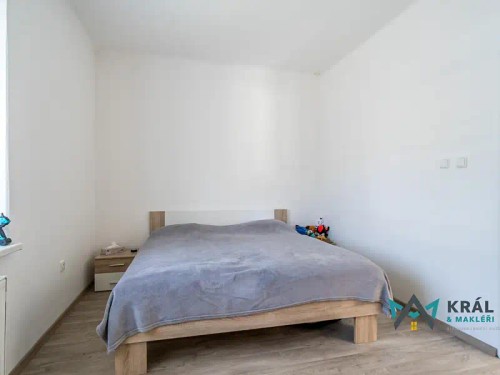 Prodej domu 520 m², pozemek 1529 m²