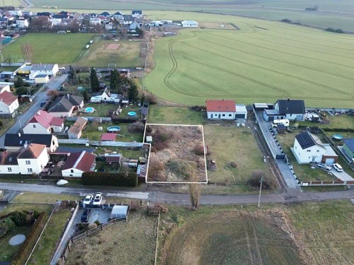 Prodej stavebního pozemku 1032 m²