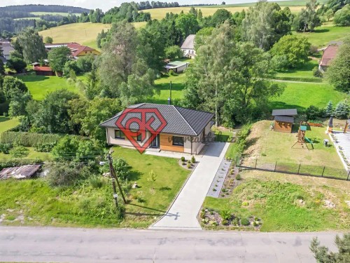 Prodej stavebního pozemku 1184 m²