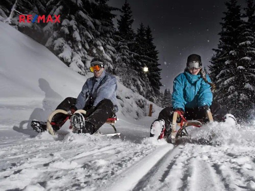 Prodej stavebního pozemku 1920 m²