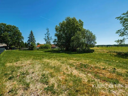 Prodej stavebního pozemku 740 m²