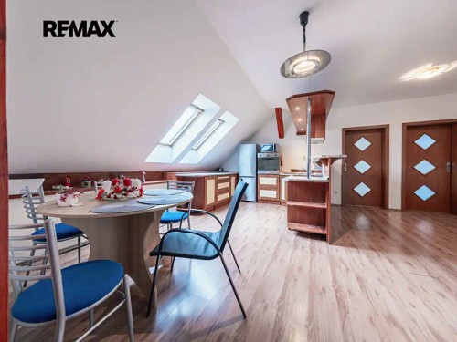 Prodej domu 350 m², pozemek 1872 m²