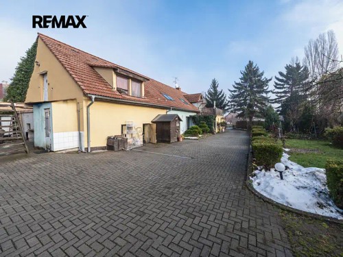 Prodej domu 350 m², pozemek 1872 m²