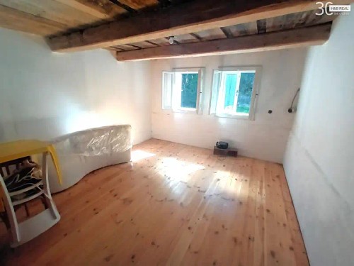 Prodej chalupy 60 m², pozemek 28624 m²
