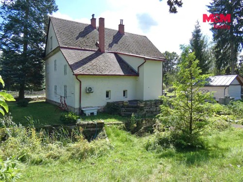 Prodej domu 254 m², pozemek 3284 m²