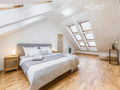 Prodej domu 382 m², pozemek 850 m²