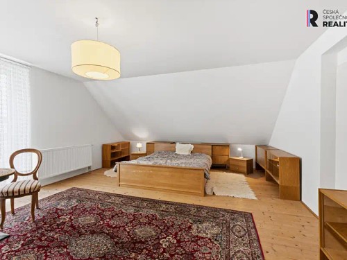 Prodej domu 300 m², pozemek 1343 m²