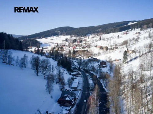 Prodej stavebního pozemku 7007 m²