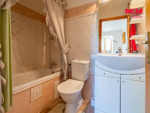 Prodej domu 245 m², pozemek 13625 m²
