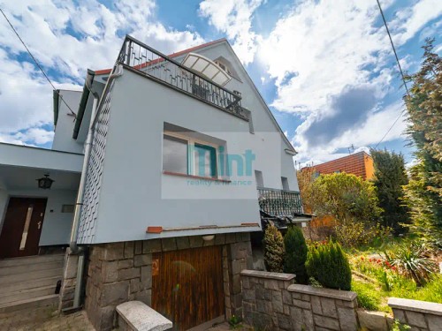 Prodej domu 250 m², pozemek 661 m²