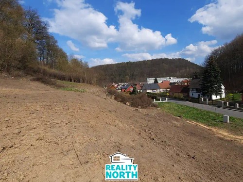 Prodej stavebního pozemku 1493 m²