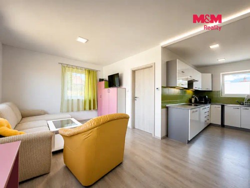 Prodej domu 70 m², pozemek 882 m²