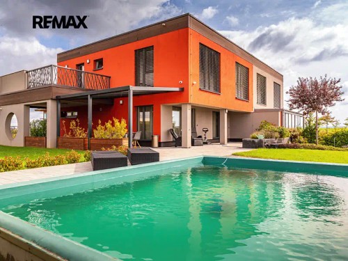 Prodej domu 304 m², pozemek 2708 m²