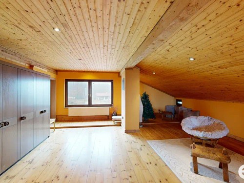 Prodej domu 573 m², pozemek 1944 m²